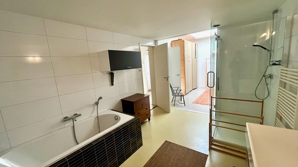 Medium property photo - Lange Beestenmarkt, 2512 ED The Hague